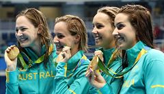 Australský plavecký tým ve sloení Cate Campbell, Bronte Campbell, Emma McKeon...