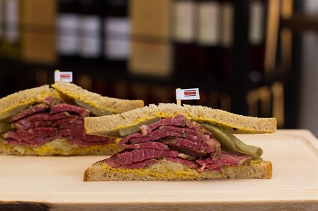 Pastrami sendvi