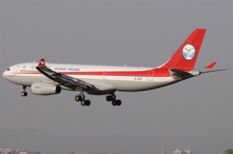 Sichuan Airlines, Airbus 330-243