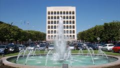 8. Palazzo della Civilt&#224; Italiana v íme Ikonická budova architektury...