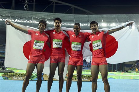 Japonská tafeta zabhla nový asijský rekord.