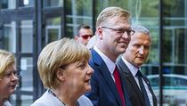 Angela Merkelová navštívila spolu s Pavlem Bělobrádkem ČVUT. | na serveru Lidovky.cz | aktuální zprávy