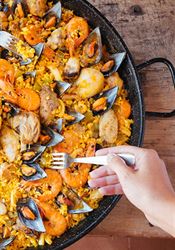 Středomořská dieta chutná i jedlíkům české kuchyně Paella | na serveru Lidovky.cz | aktuální zprávy