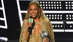 Beyonce s cenou MTV dkuje lidem, kteí ji umonili cenu vyhrát.