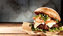 Burger (ilustrační foto) | na serveru Lidovky.cz | aktuální zprávy