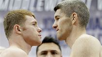 Ven k zpasu Canelo Alvarez vs. Liam Smith.