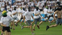 Chuligáni vtrhli na hřiště. | na serveru Lidovky.cz | aktuální zprávy