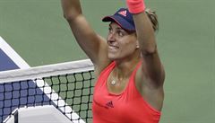 Angelique Kerberová se raduje z vítzství ve finále US Open.