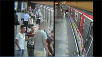 Policie dopadla pět ze šesti mladíků, kteří napadli muže v metru. Po šestém... | na serveru Lidovky.cz | aktuální zprávy