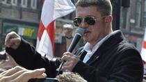 Třiatřicetiletý Tommy Robinson má barvitou minulost spojenou s násilím a... | na serveru Lidovky.cz | aktuální zprávy