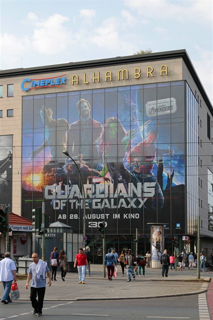 Stráci Galaxie se stali filmovým hitem. Na snímku plakát na berlínském kin.