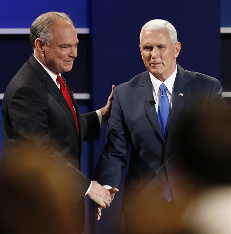 Amerití viceprezidenttí kandidáti, demokrat Tim Kaine a republikán Mike Pence.