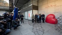 Symbolické odhalení nového náměstí Václava Havla: zprava ministr kultury Daniel... | na serveru Lidovky.cz | aktuální zprávy