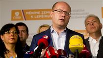 Předseda ČSSD Bohuslav Sobotka na tiskové konferenci po krajských a senátních... | na serveru Lidovky.cz | aktuální zprávy