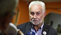 Lídr ANO v Jihomoravském kraji Bohumil Šimek ve volebním štábu v brněnském... | na serveru Lidovky.cz | aktuální zprávy