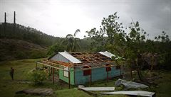 Dm zniený po píchodu hurikánu Matthew  v kubánské komun Carbonera.