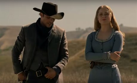 Westworld: Seril pojednv o futuristickm zbavnm parku obydlenm...