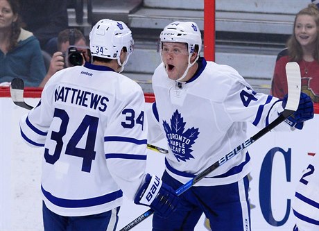 Americký hokejista Auston Matthews.