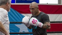 Miguel Cotto v tréninku se svým trenérem Freddiem Roachem. | na serveru Lidovky.cz | aktuální zprávy
