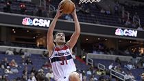 Tomáš Satoranský v dresu Washingtonu Wizards (v bílém) | na serveru Lidovky.cz | aktuální zprávy