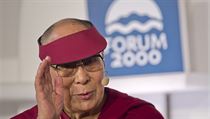Tibetsk dalajlama se zastnil 20. ronku konference Forum 2000 s tmatem...