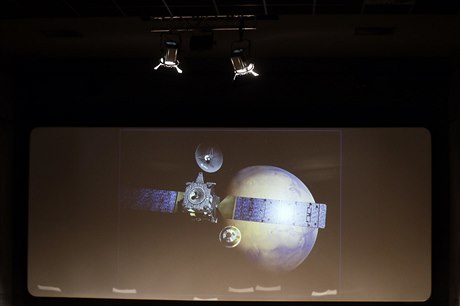 Modul Schiaparelli na své cest k Marsu.