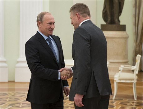 Ruský prezident Putin a slovenský premiér Fico pi setkání v Moskv v ervnu...