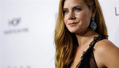 Hereka Amy Adams pózuje na 23. výroním pedávání cen ELLE Women v Hollywoodu