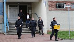 Policisté zasahují pi protiteroristické operaci v nmeckém mst Jena.