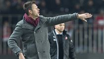 Kouč David Holoubek při zápase Evropské ligy Sparta vs. Beer Ševa. | na serveru Lidovky.cz | aktuální zprávy