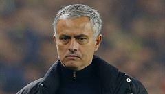 Zklamaný kou Manchesteru José Mourinho.