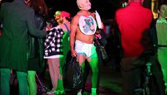 Masky na West Hollywood Halloween Carnaval v Kalifornii