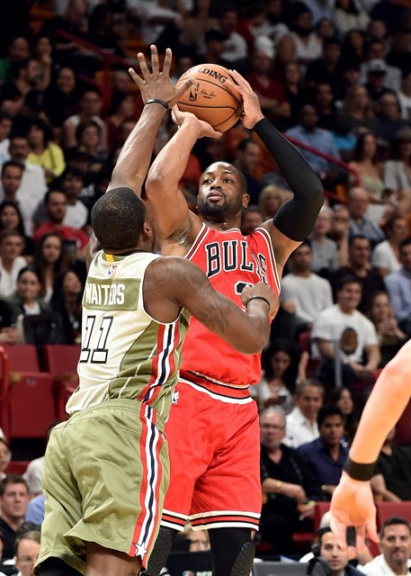 Dwayne Wade míí.