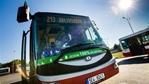 Elektrobus od firem SOR a Cegelec jezd v Praze na lince 213.