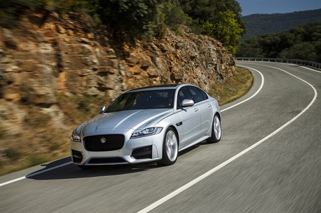 Jaguar XF