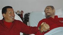Fidel Castro spolu s venezuelskm prezidentem Hugo Chvezem na snmku z roku...