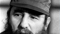 Kubnsk vdce Fidel Castro kouc doutnk.