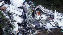 Trosky letadla, ve kterm byla i vtina tmu Chapecoense.