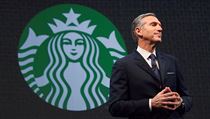 Howard Schultz v kavrenskm etzci Starbucks kon.