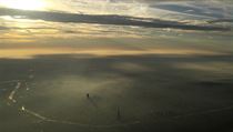 Leteck pohled na Pa zahalenou ve smogu.