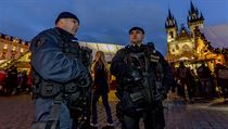 Policie hlídkuje na Staroměstském náměstí | na serveru Lidovky.cz | aktuální zprávy