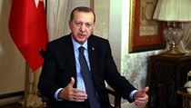 Tureck prezident Recep Tayyip Erdogan bhem rozhovor tkajc se ruskho...