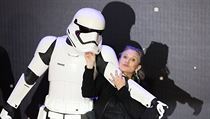 Carrie Fisher pzuje novinm na premie Star Wars: Sla se probouz v...