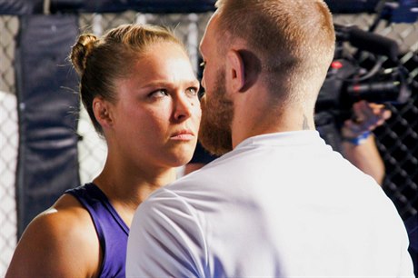 Ronda Rouseyová a Conor McGregor.