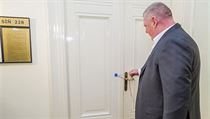 Ivo Rittig se chce dostat do soudní síně. ta je ale kvůli projednávání... | na serveru Lidovky.cz | aktuální zprávy