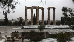 Sníh a silný vítr zasáhl i ecké Athény.
