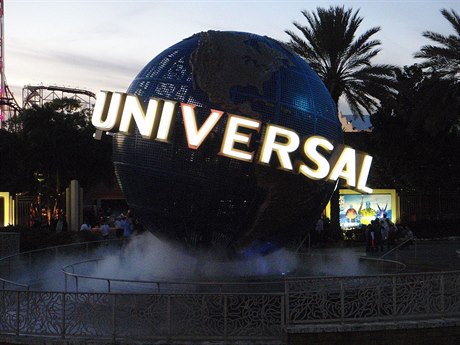 Slavné logo Universal Studios.
