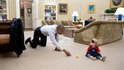 Prezident pot co piel do Ovln pracovny a uvidl na zemi sedt dceru...