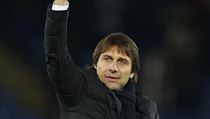 Manaer Chelsea Antonio Conte ve vtznm gestu.