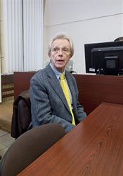 Muchova Slovanská epopej patří Praze. Potvrdil to odvolací soud John Mucha se svým advokátem Františkem Vyskočilem. | na serveru Lidovky.cz | aktuální zprávy